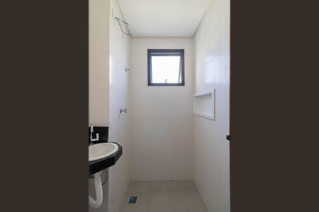 Apartamento à venda com 36m², 2 quartos e sem vaga Apartamento à venda com 36m², 2 quartos e sem vagaBanheiro