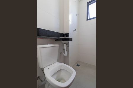 Apartamento à venda com 36m², 2 quartos e sem vaga Apartamento à venda com 36m², 2 quartos e sem vagaBanheiro