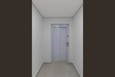 Apartamento à venda com 36m², 2 quartos e sem vaga Apartamento à venda com 36m², 2 quartos e sem vagaÁrea Comum - Elevador
