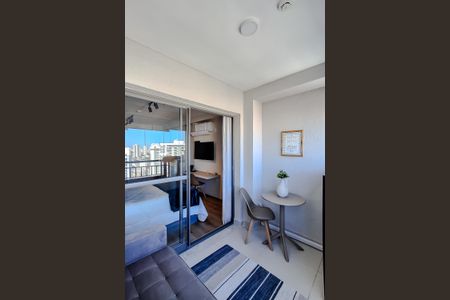 Varanda de kitnet/studio para alugar com 1 quarto, 32m² em Ipiranga, São Paulo