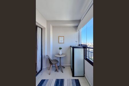 Apartamento para alugar com 32m², 1 quarto e sem vagaVaranda