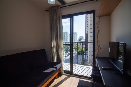 Sala  de kitnet/studio para alugar com 1 quarto, 27m² em Campo Belo, São Paulo