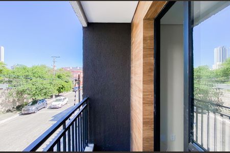 Apartamento à venda com 42m², 2 quartos e sem vaga Apartamento à venda com 42m², 2 quartos e sem vagaVaranda