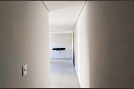 Apartamento à venda com 42m², 2 quartos e sem vaga Apartamento à venda com 42m², 2 quartos e sem vagaCorredor