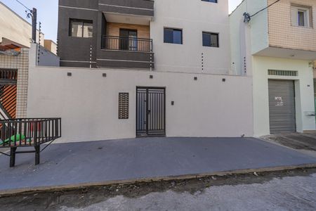 Apartamento à venda com 35m², 2 quartos e sem vaga Apartamento à venda com 35m², 2 quartos e sem vagaFachada