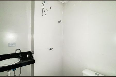 Apartamento à venda com 35m², 2 quartos e sem vaga Apartamento à venda com 35m², 2 quartos e sem vagaBanheiro