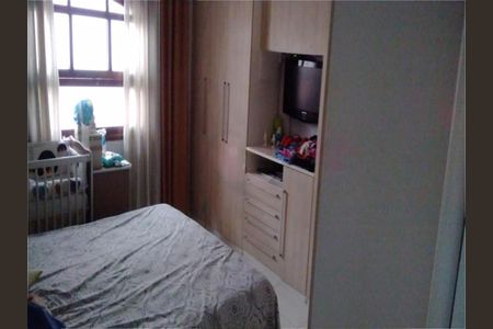 Casa à venda com 4 quartos, 300m² em Cidade Líder, São Paulo