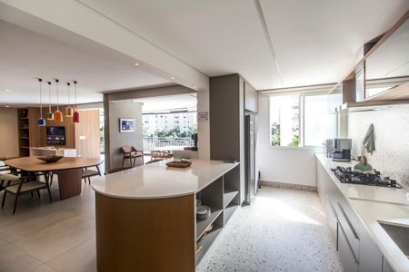 Apartamento à venda com 201m², 3 quartos e 3 vagas Apartamento à venda com 201m², 3 quartos e 3 vagasCozinha