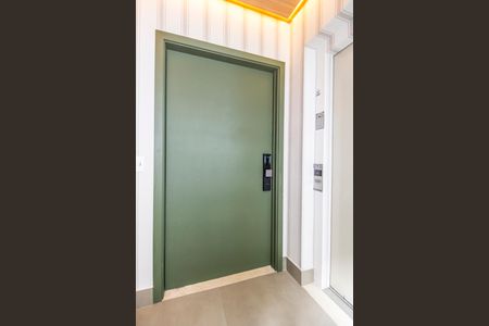 Apartamento à venda com 201m², 3 quartos e 3 vagas Apartamento à venda com 201m², 3 quartos e 3 vagasHall social