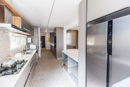 Apartamento à venda com 201m², 3 quartos e 3 vagas Apartamento à venda com 201m², 3 quartos e 3 vagasCozinha