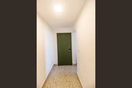 Apartamento à venda com 201m², 3 quartos e 3 vagas Apartamento à venda com 201m², 3 quartos e 3 vagasEntrada