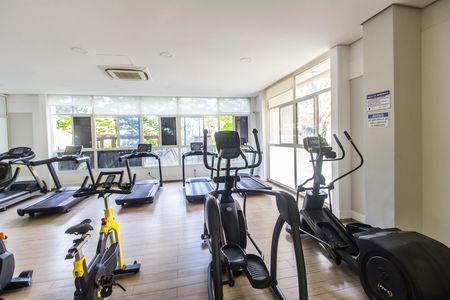 Apartamento à venda com 201m², 3 quartos e 3 vagas Apartamento à venda com 201m², 3 quartos e 3 vagasAcademia
