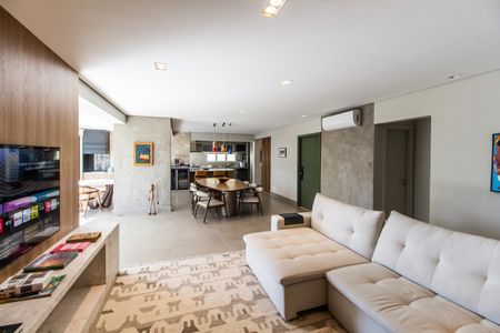 Apartamento à venda com 201m², 3 quartos e 3 vagas Apartamento à venda com 201m², 3 quartos e 3 vagasSala