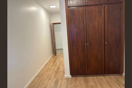 Apartamento para alugar com 275m², 3 quartos e 4 vagasSuíte 2