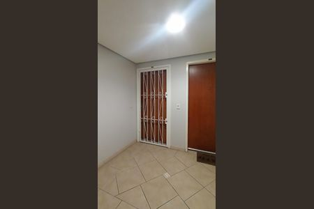 Apartamento à venda com 79m², 3 quartos e 1 vagaPorta do imóvel 