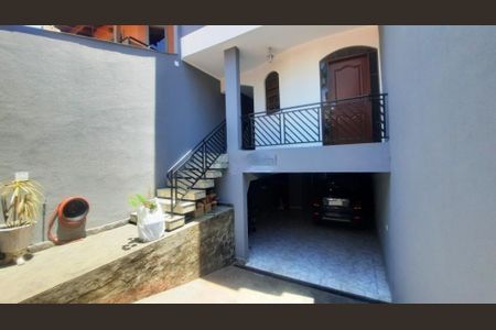 Casa à venda com 3 quartos, 560m² em Jardim Nossa Senhora do Carmo, São Paulo