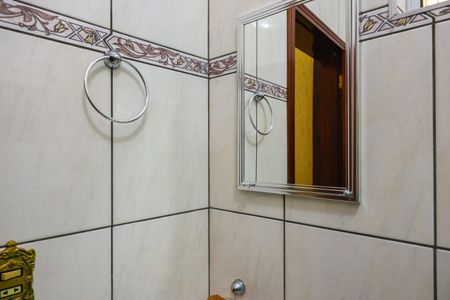 Casa à venda com 186m², 4 quartos e 2 vagasBanheiro 1