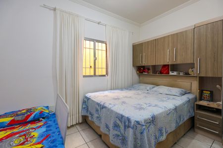 Casa à venda com 186m², 4 quartos e 2 vagasQuarto 1