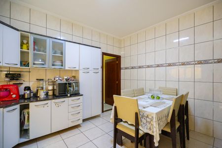 Casa à venda com 186m², 4 quartos e 2 vagasCozinha