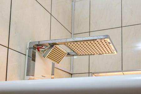 Casa à venda com 186m², 4 quartos e 2 vagasBanheiro 2