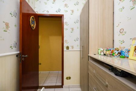 Casa à venda com 186m², 4 quartos e 2 vagasQuarto 2