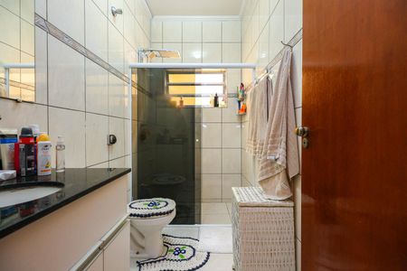 Casa à venda com 186m², 4 quartos e 2 vagasBanheiro 2