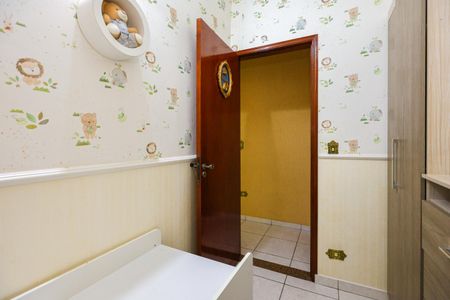 Casa à venda com 186m², 4 quartos e 2 vagasQuarto 2