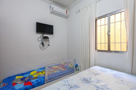 Quarto 1 de casa à venda com 4 quartos, 186m² em Parque Arariba, São Paulo