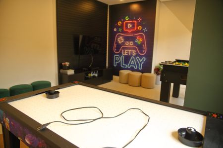 Apartamento para alugar com 42m², 2 quartos e 1 vagaÁrea comum - Sala de jogos 