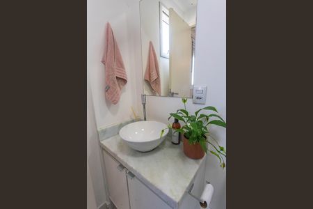 Apartamento à venda com 53m², 2 quartos e 1 vagaBanheiro da suíte 