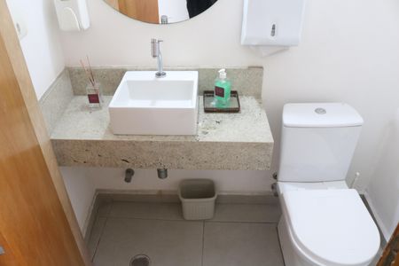 Casa à venda com 143m², 5 quartos e 2 vagasLavabo