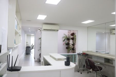 Casa à venda com 143m², 5 quartos e 2 vagasÁrea comum