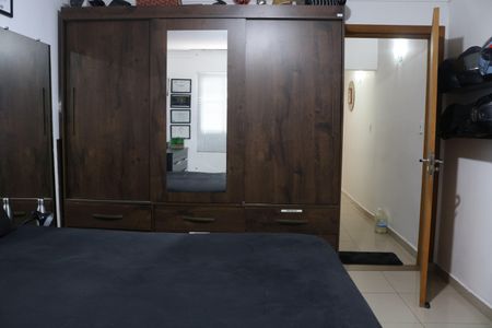 Casa à venda com 143m², 5 quartos e 2 vagasQuarto 1