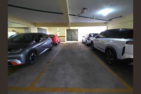 Apartamento para alugar com 280m², 4 quartos e 2 vagas