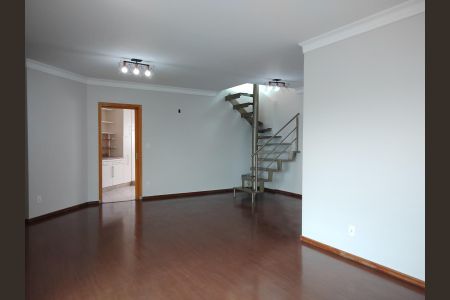 Sala de apartamento para alugar com 4 quartos, 280m² em Osvaldo Rezende, Uberlândia