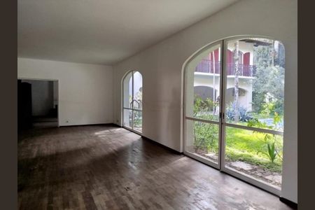 Casa à venda com 4 quartos, 1160m² em Jardim Panorama, São Paulo