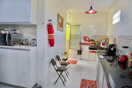 Casa à venda com 360m², 3 quartos e 6 vagasCozinha