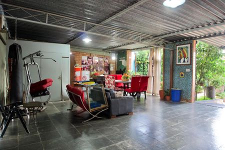 Casa à venda com 360m², 3 quartos e 6 vagasVagas de Garagem