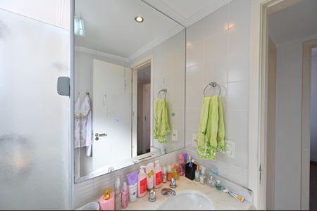 Apartamento à venda com 82m², 3 quartos e 2 vagasBanheiro Social