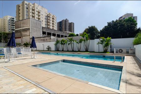 Apartamento à venda com 82m², 3 quartos e 2 vagasPiscina