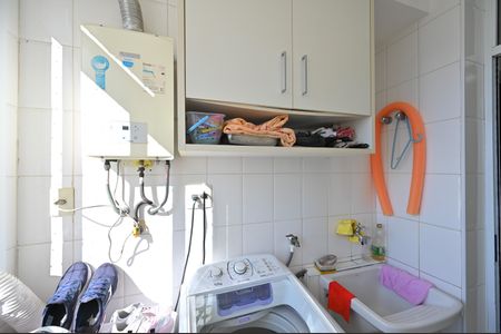 Apartamento à venda com 82m², 3 quartos e 2 vagasLavanderia