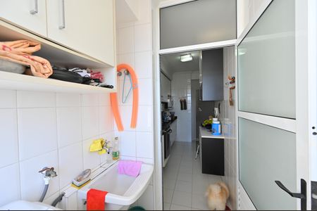 Apartamento à venda com 82m², 3 quartos e 2 vagasLavanderia