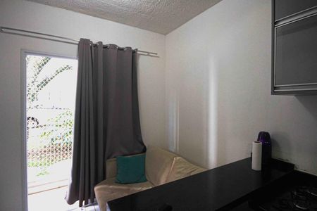 Sala de apartamento para alugar com 2 quartos, 45m² em Vila Graciosa, São Paulo