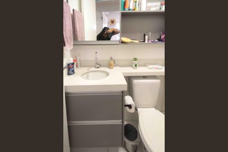 Apartamento para alugar com 45m², 2 quartos e sem vagaBanheiro