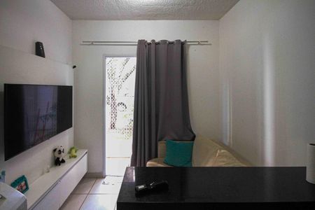 Sala de apartamento para alugar com 2 quartos, 45m² em Vila Graciosa, São Paulo