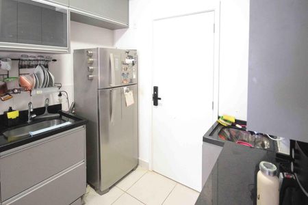 Apartamento para alugar com 45m², 2 quartos e sem vagaCozinha e Área de Serviço