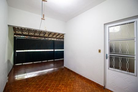 Casa para alugar com 102m², 2 quartos e 2 vagasGaragem