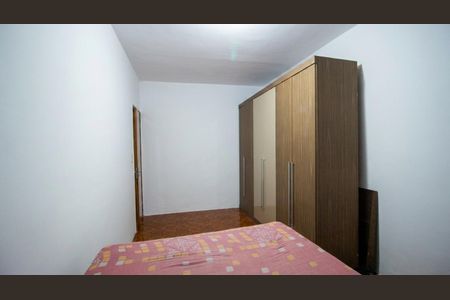 Casa para alugar com 102m², 2 quartos e 2 vagasQuarto