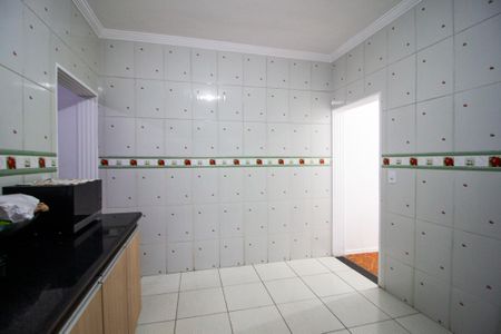 Casa para alugar com 102m², 2 quartos e 2 vagasCozinha