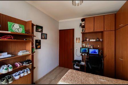 Casa à venda com 240m², 4 quartos e 3 vagasQuarto 2